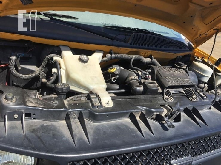 2010-chevrolet-express-56500-image-10