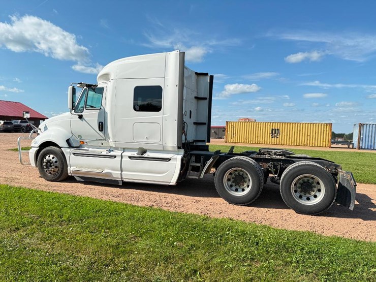 2015-international-prostar-image-6