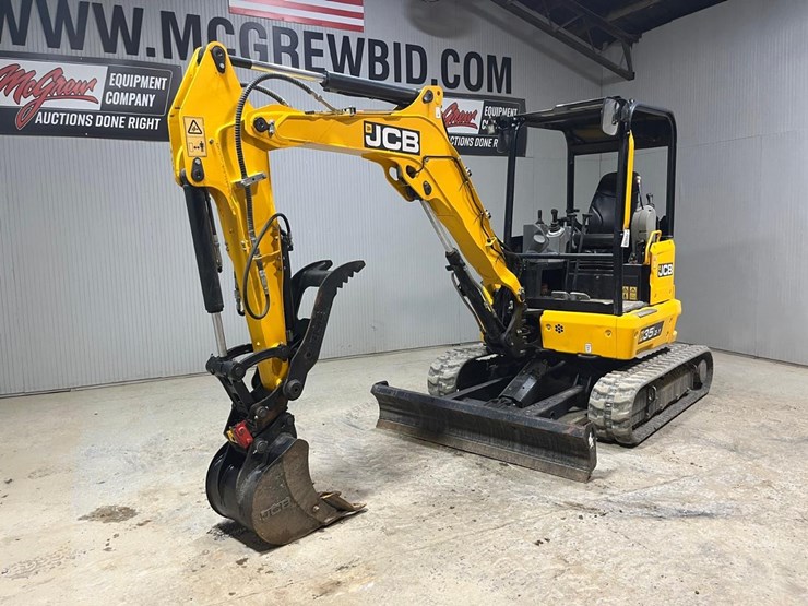jcb-35z-1-image-2