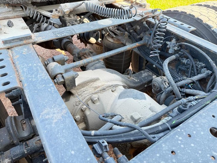 2015-international-prostar-image-29