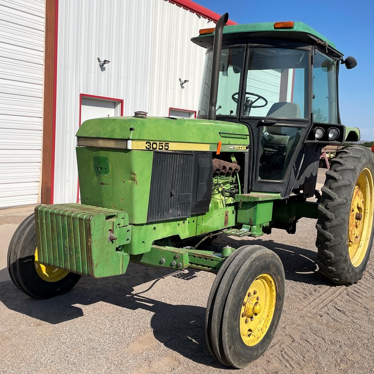 JOHN DEERE 3055