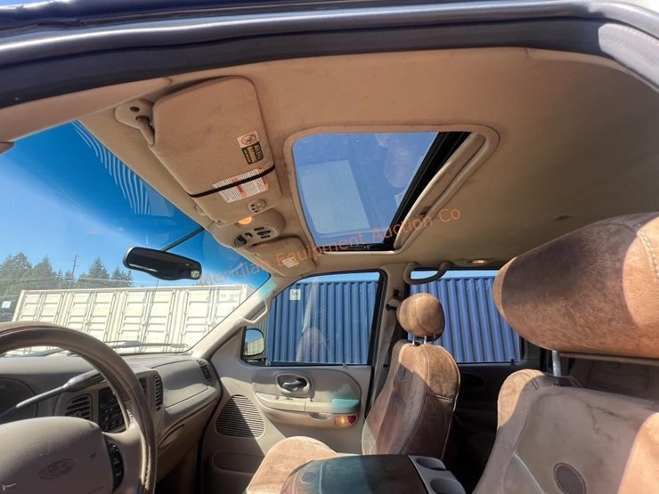 2002-ford-f150-king-ranch-image-33