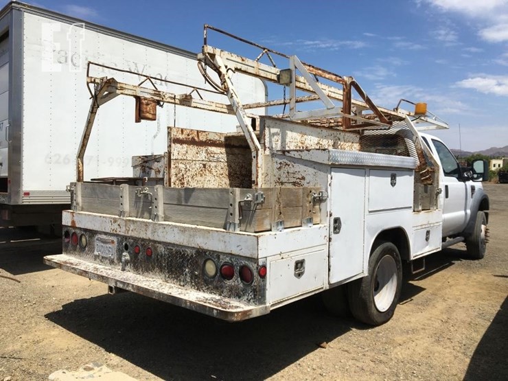 2008-ford-f550-xl-image-3