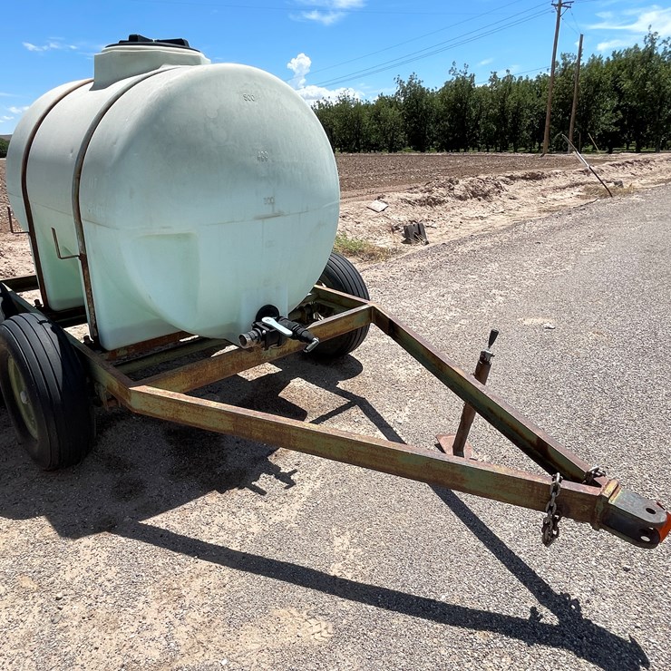 #9125 • 500-Gallon Fertilizer Tank