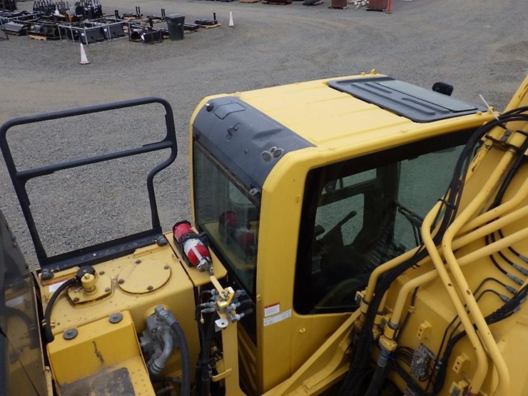 2016-komatsu-pc490-lc-11-image-23