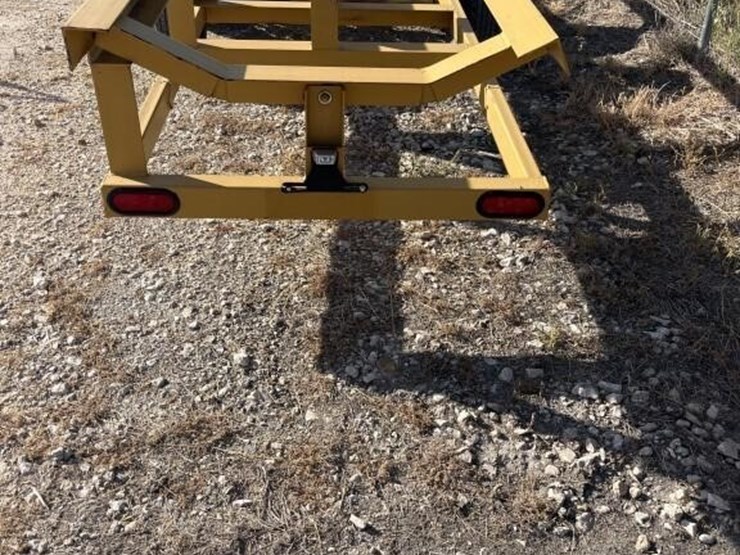 l2---2021-burks-best-5-bale-hay-trailer-image-6