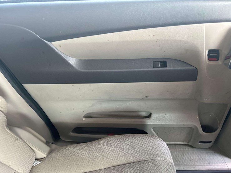 2015-honda-odyssey-image-16