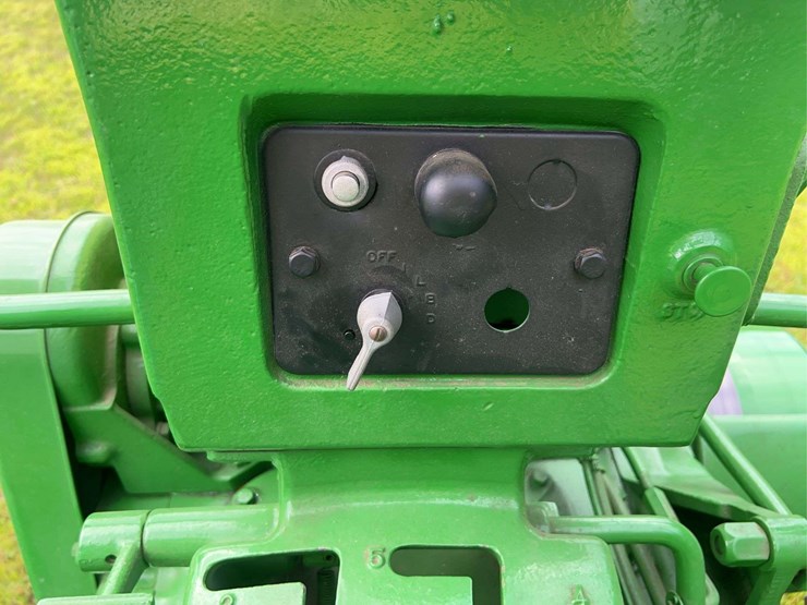 john-deere-730-image-61