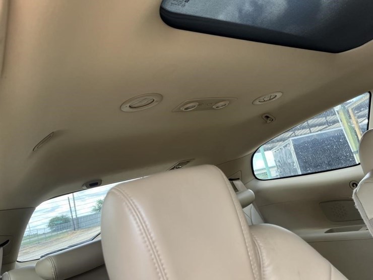 2009-buick-enclave-image-19
