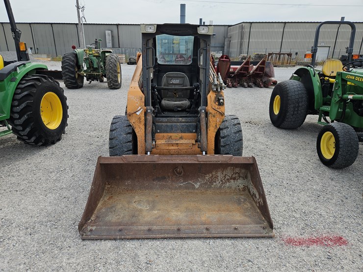 2015-case-sr210-image-2
