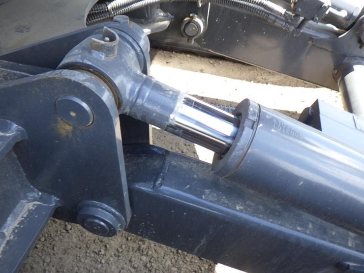 2021-doosan-dx85r-3-image-43