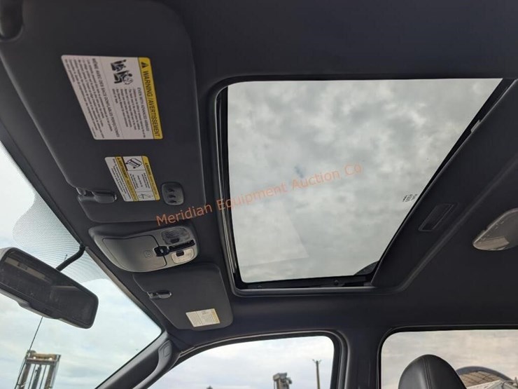 2010-ford-escape-image-14