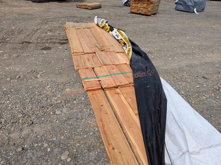 cedar-channel-siding-1x10-image-3