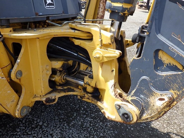 2006-deere-710g-image-23