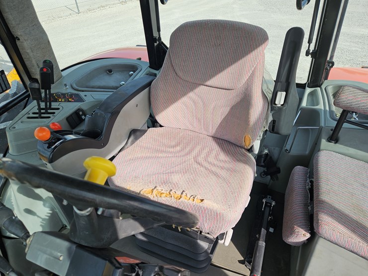 2001-agco-rt130-image-10
