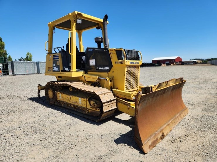 2006-komatsu-d31ex-21-image-3
