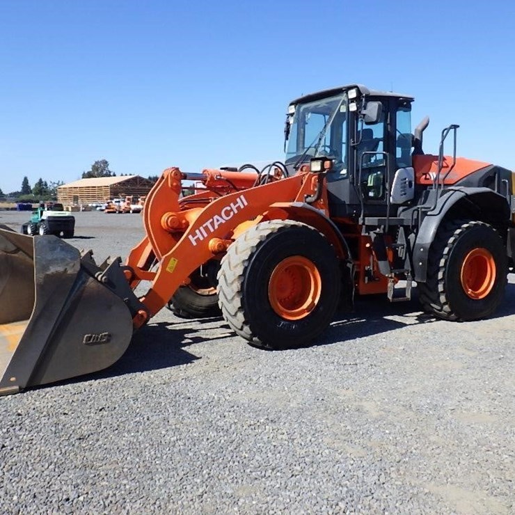 2017 HITACHI ZW250