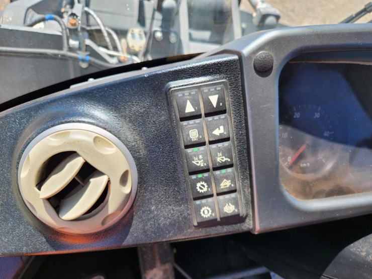 2019-doosan-dl280-5-image-19