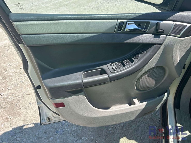 2007-chrysler-pacifica-image-11