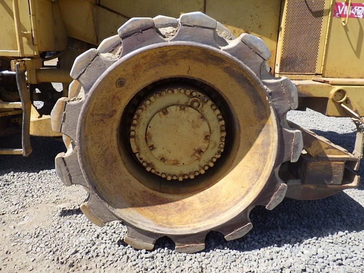 1986-caterpillar-825c-image-48