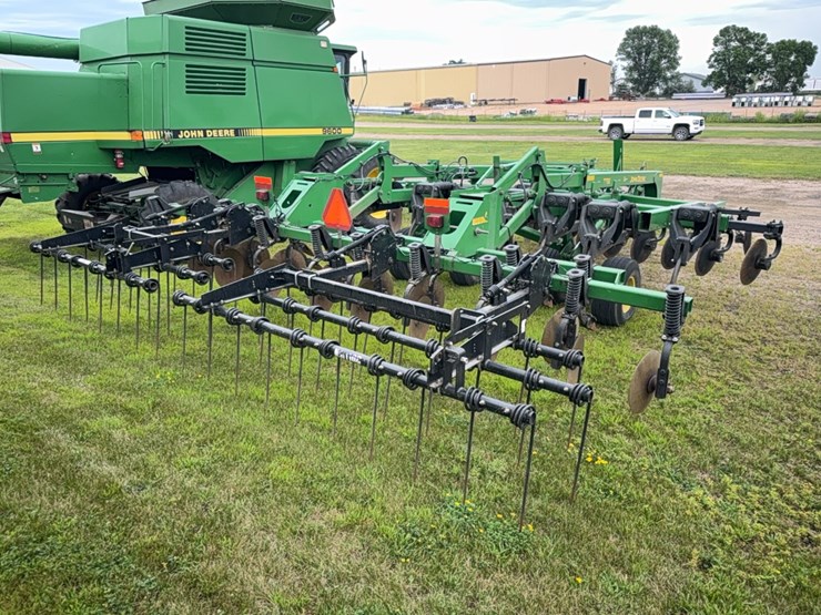 john-deere-2700-image-9