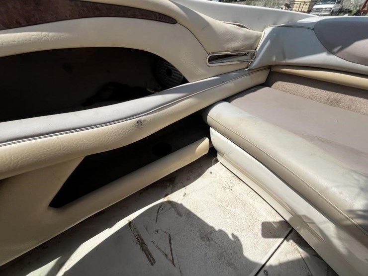 l3---boat-sea-ray-210-image-23