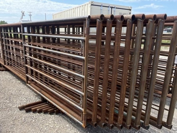 l2---(10)-24'-freestanding-panels-image-1