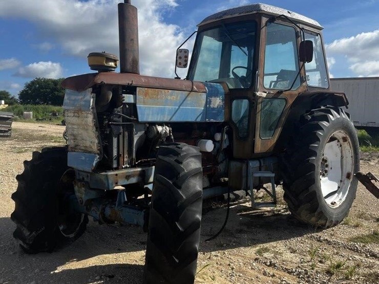 ford-tractor-image-1