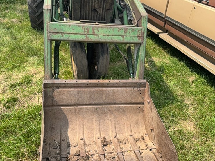 john-deere-2010-image-6