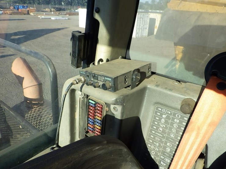 2011-caterpillar-770-image-52