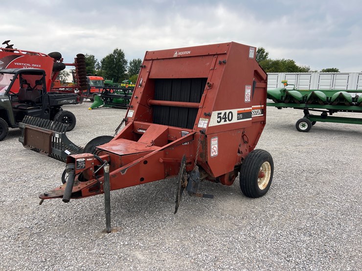 hesston-540-image-9