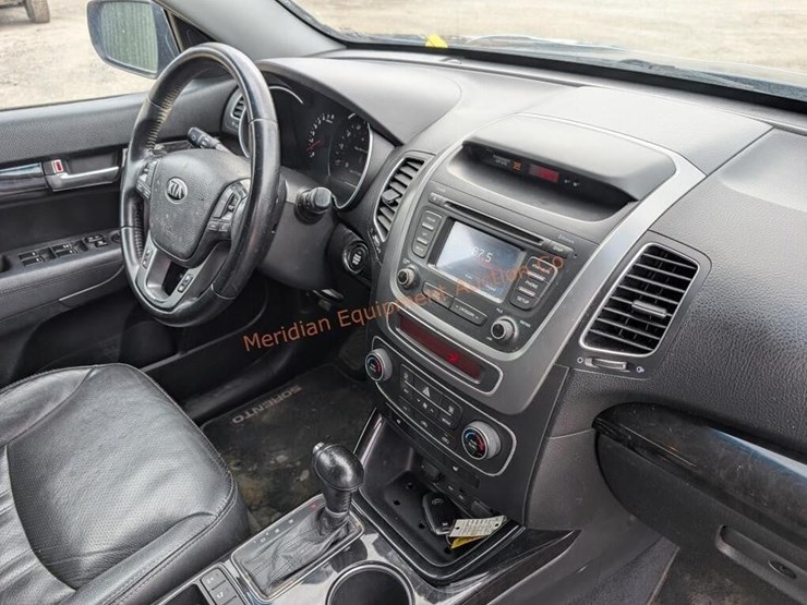 2014-kia-sorento-image-36