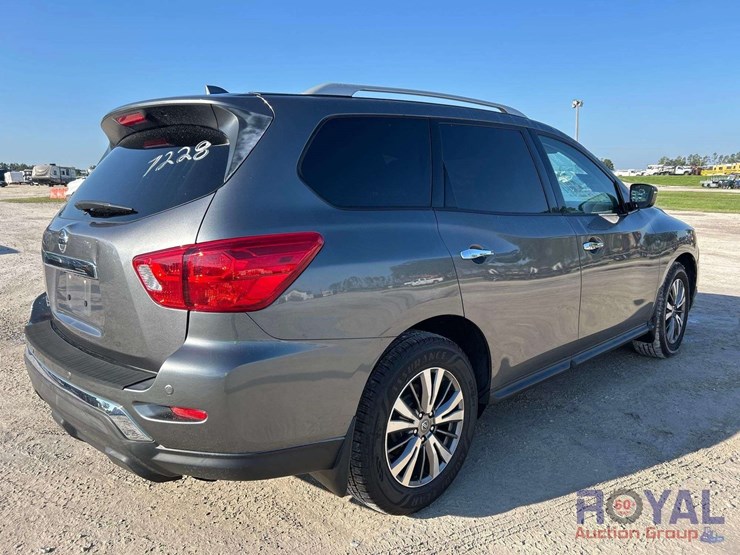 2020-nissan-pathfinder-image-3