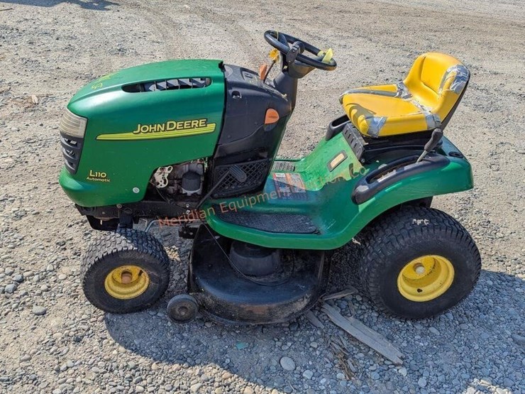 john-deere-110-image-5