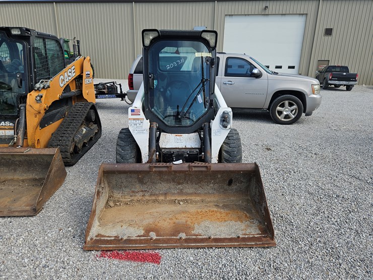 2015-bobcat-s550-image-2