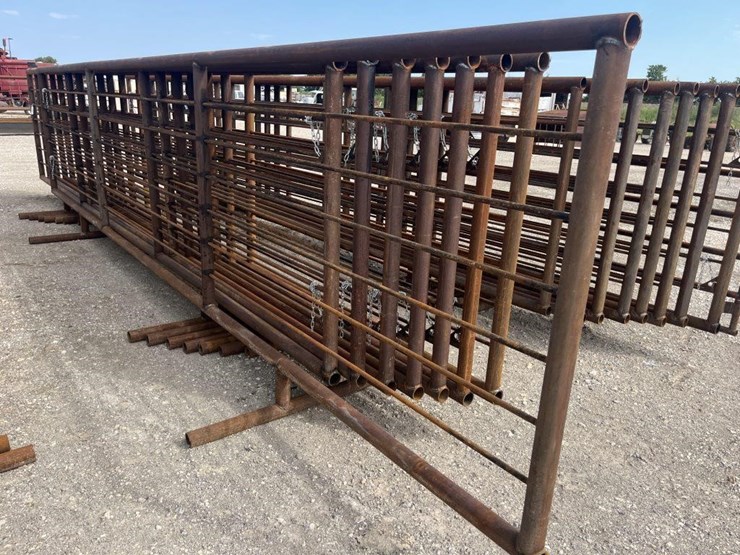 l2---(8)-24'-freestanding-panels-image-4