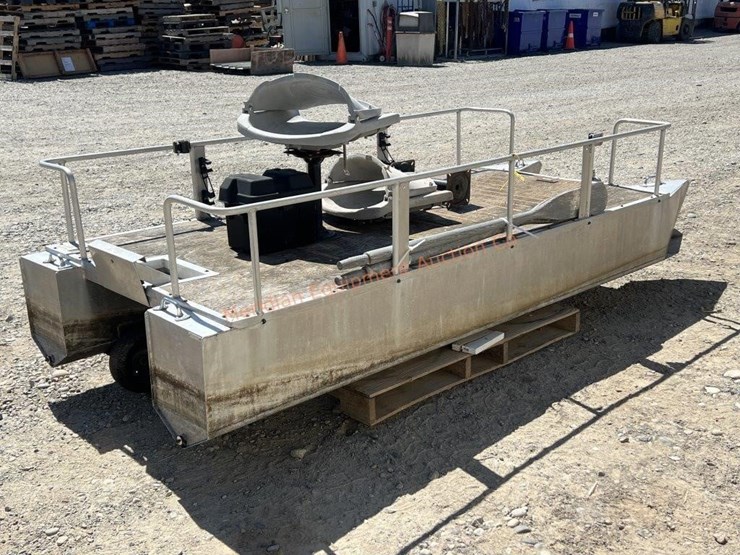 cruiser-boat-company-pontoon-boat-model-410pp-image-5