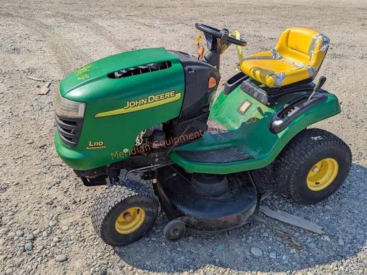 john-deere-110-image-4