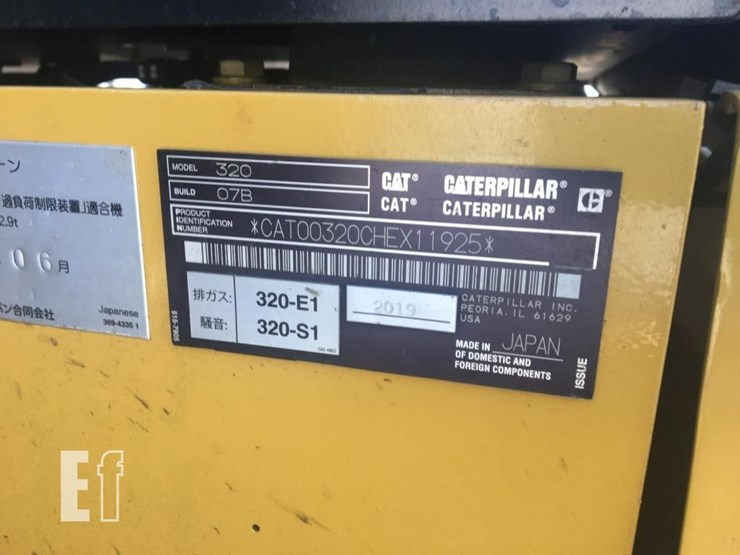 2019-caterpillar-320-image-9