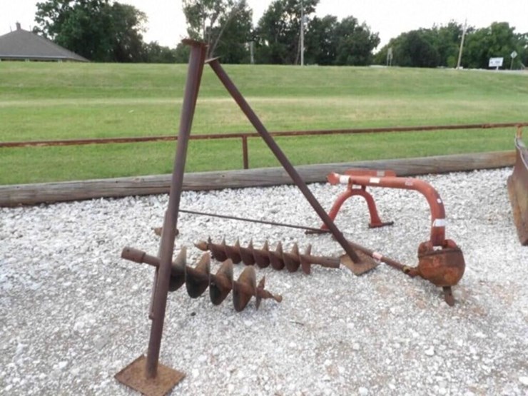 rhino-3pt-auger-w/-2-augers-image-8