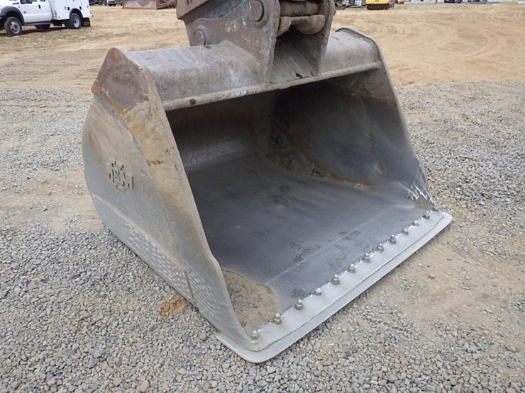 2016-komatsu-pc490-lc-11-image-7