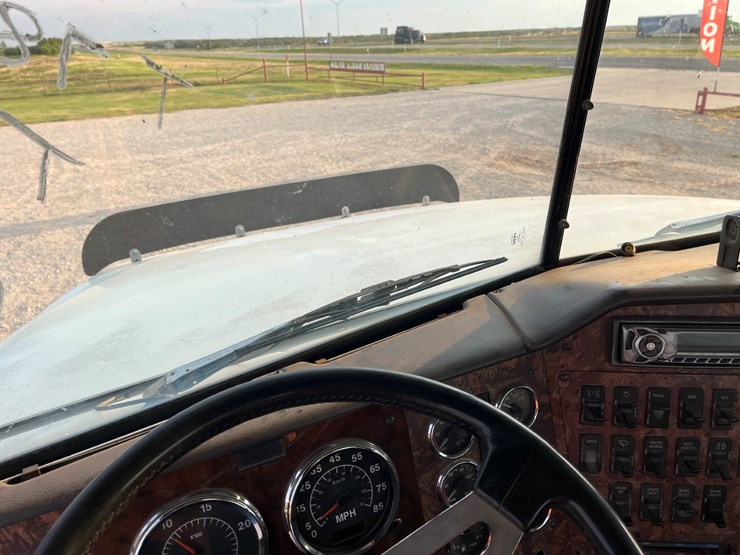 1998-cummins-m11-image-19