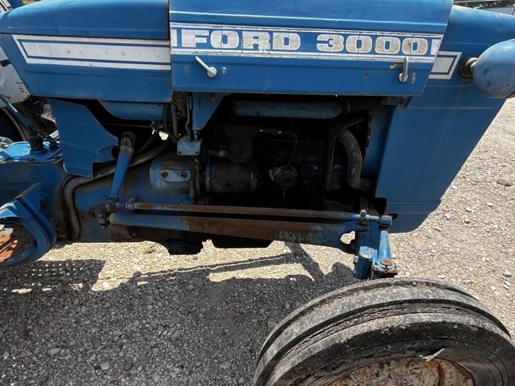 ford-3000-image-8