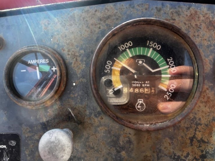 massey-ferguson-1105-image-22