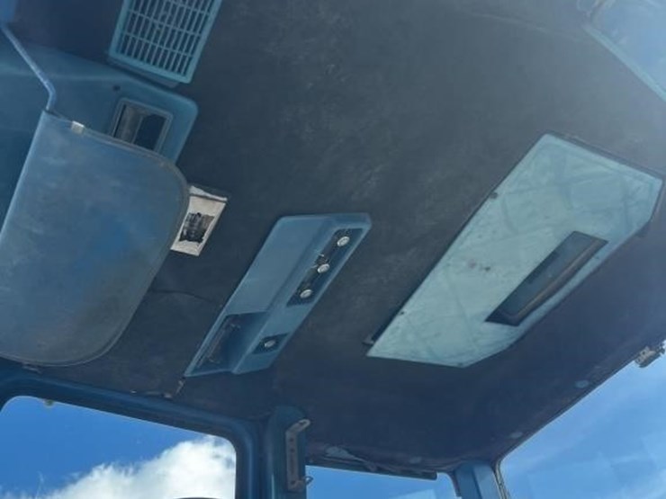 ford-tractor-image-11