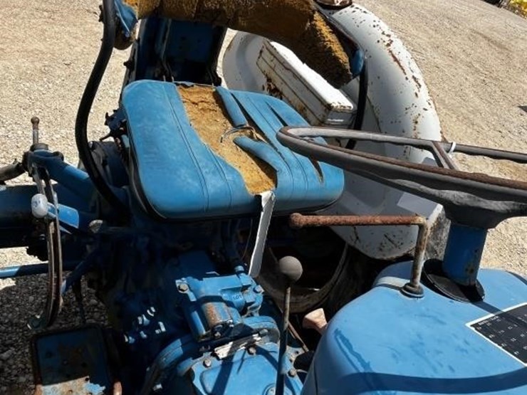 ford-3000-image-11