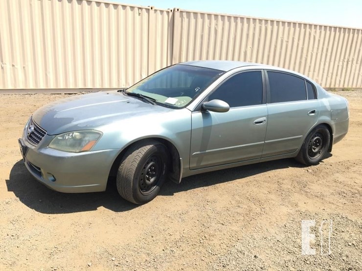 2005-nissan-altima-2.5s-image-1