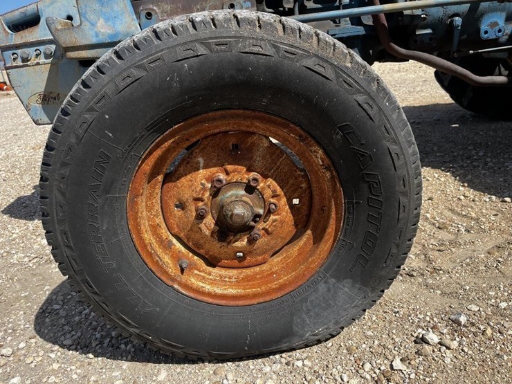 ford-tractor-image-9