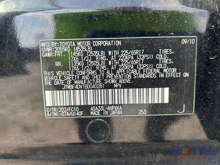 2011-toyota-rav4-image-5