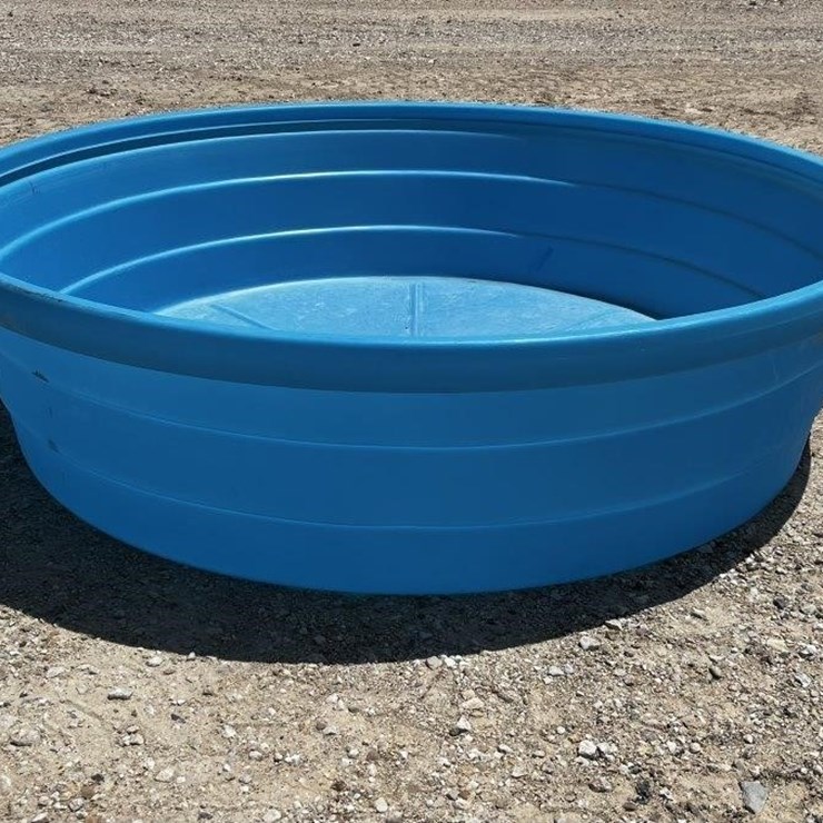 L3- Behlen Country 8X2 Poly Stock Tank